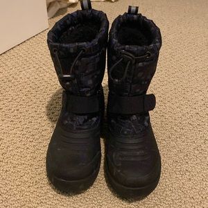 Northside kids size 12 snow boots